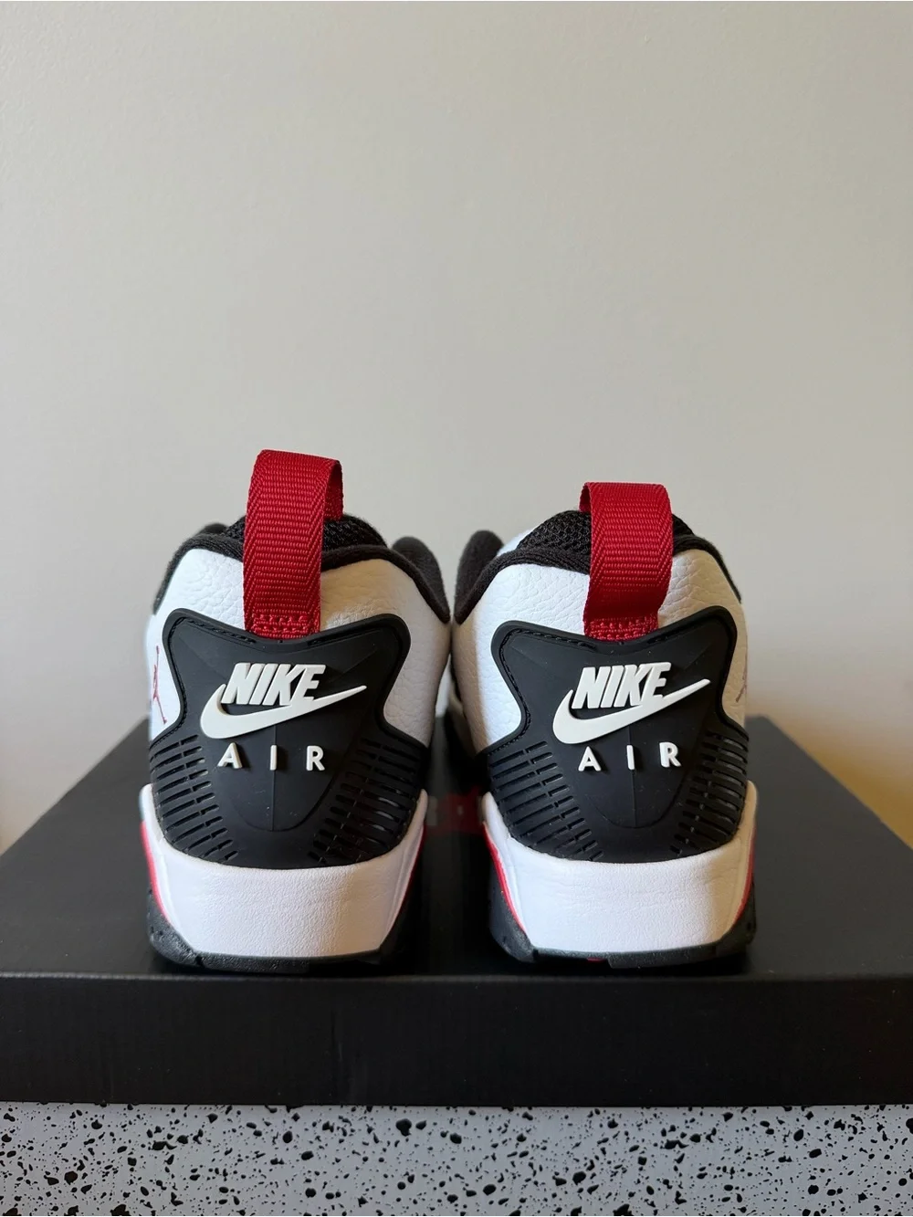Air Jordan MVP 92 White Gym Red HQ3950-103 Men’s Size 9.5